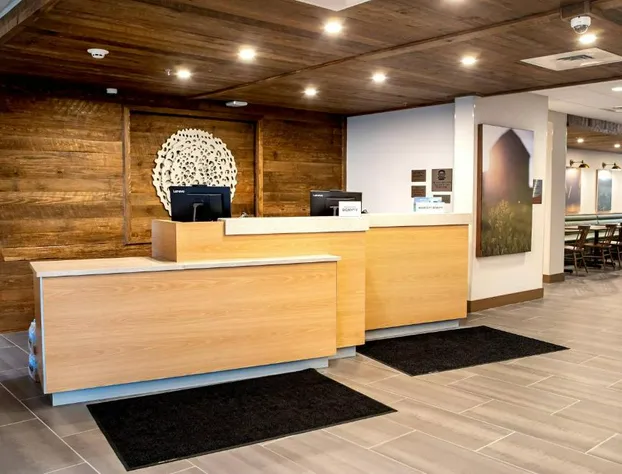 Fairfield Inn & Suites by Marriott Richmond Airport hotel detail image 1