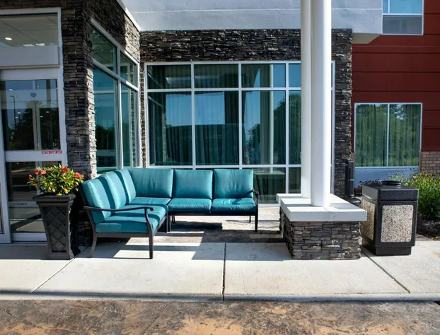 Fairfield Inn & Suites by Marriott Richmond Airport hotel detail image 4