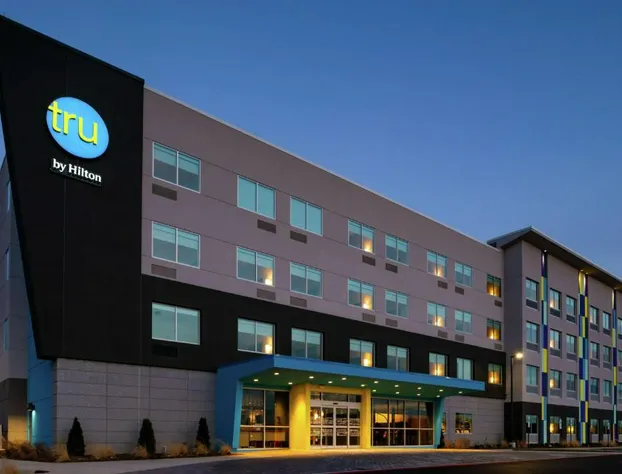 Tru By Hilton Staunton hotel detail image 1