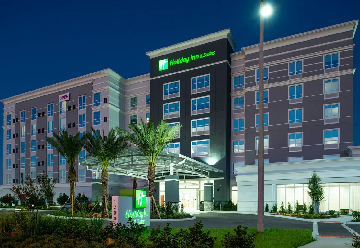 Holiday Inn & Suites Orlando I-Drive Theme Parks by IHG hotel hero