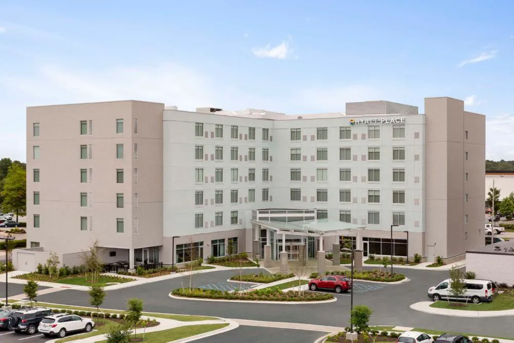 Hyatt Place Virginia Beach Town Center hotel hero