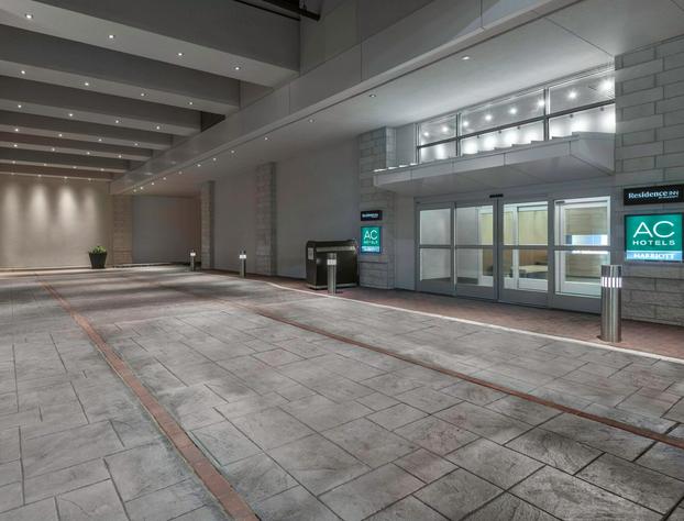 AC by Marriott Charlotte hotel detail image 4