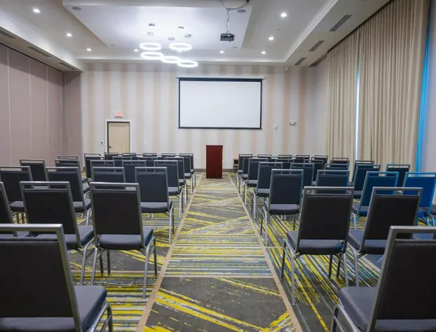 Holiday Inn & Suites Houston NW - Willowbrook by IHG hotel detail image 3