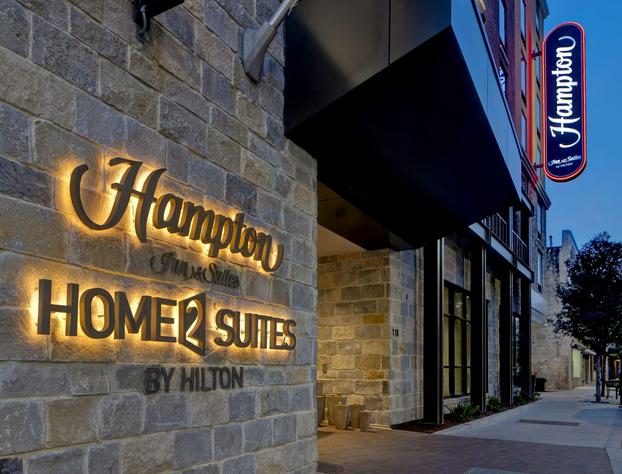 Hampton Inn & Suites San Antonio Riverwalk hotel detail image 3