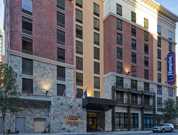 Hampton Inn & Suites San Antonio Riverwalk hotel detail image 4