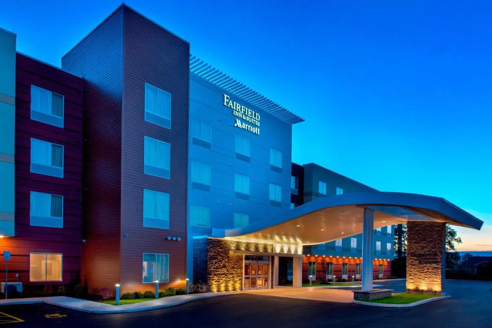 Fairfield Inn & Suites by Marriott Buffalo Amherst/University hotel hero
