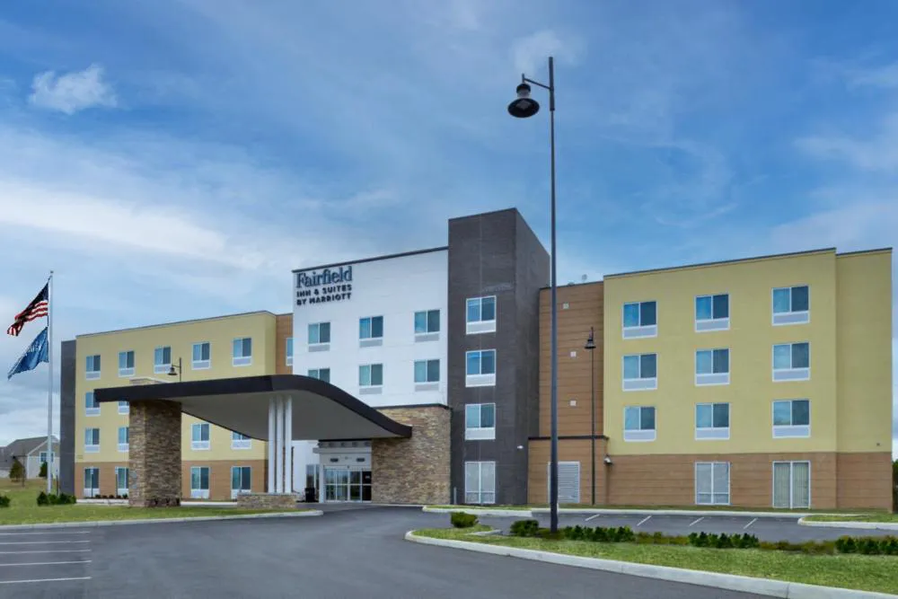 Fairfield Inn & Suites by Marriott Columbus Grove City hotel hero