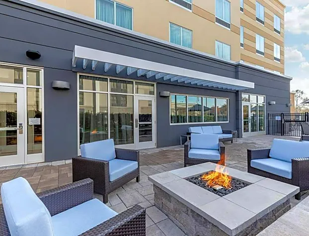 Fairfield Inn & Suites by Marriott Mebane hotel detail image 4