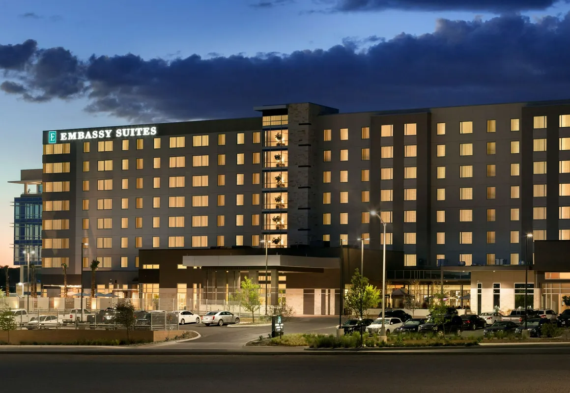 Embassy Suites by Hilton San Antonio Landmark hotel hero