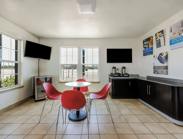 Studio 6 Fort Worth, TX -Stockyards East hotel detail image 2