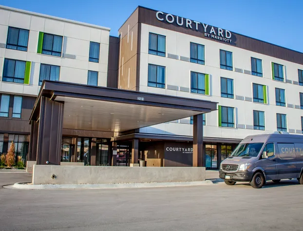 Courtyard by Marriott Omaha East/Council Bluffs, IA hotel detail image 1