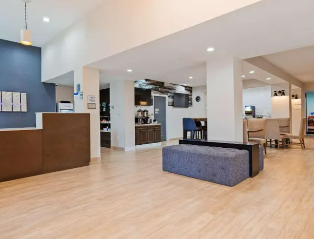 Best Western Plus New Barstow Inn & Suites hotel detail image 1