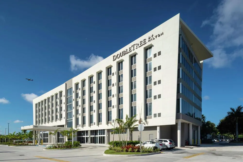 DoubleTree by Hilton Miami - Doral, FL hotel hero
