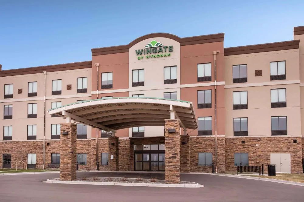 Wingate by Wyndham Denver Airport hotel hero