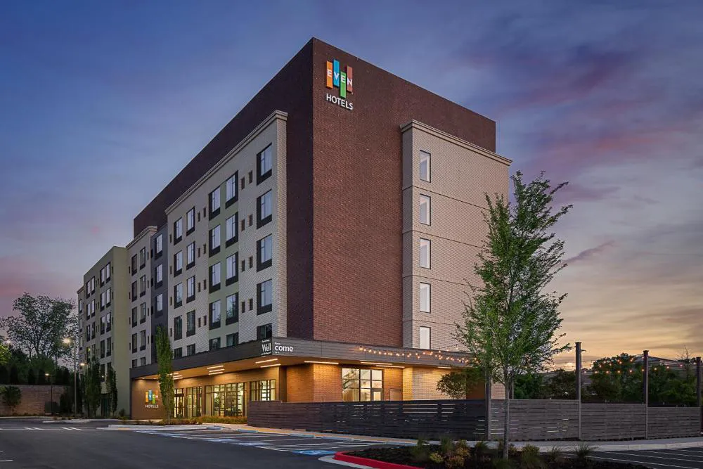 EVEN Hotel Alpharetta - Avalon Area by IHG hotel hero