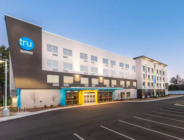 Tru by Hilton Fayetteville I-95, NC hotel detail image 2