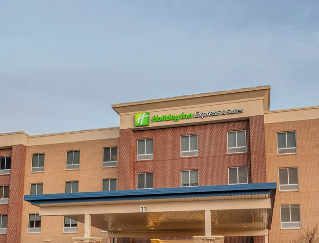 Holiday Inn Express & Suites St. Louis - Chesterfield by IHG hotel detail image 1
