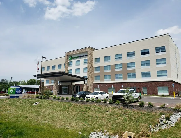 Holiday Inn Express & Suites Nashville North - Springfield by IHG hotel detail image 1