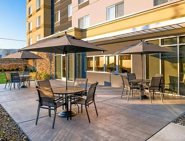 Fairfield Inn & Suites by Marriott Wenatchee hotel detail image 1