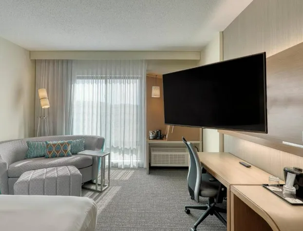Courtyard by Marriott Southington hotel detail image 1