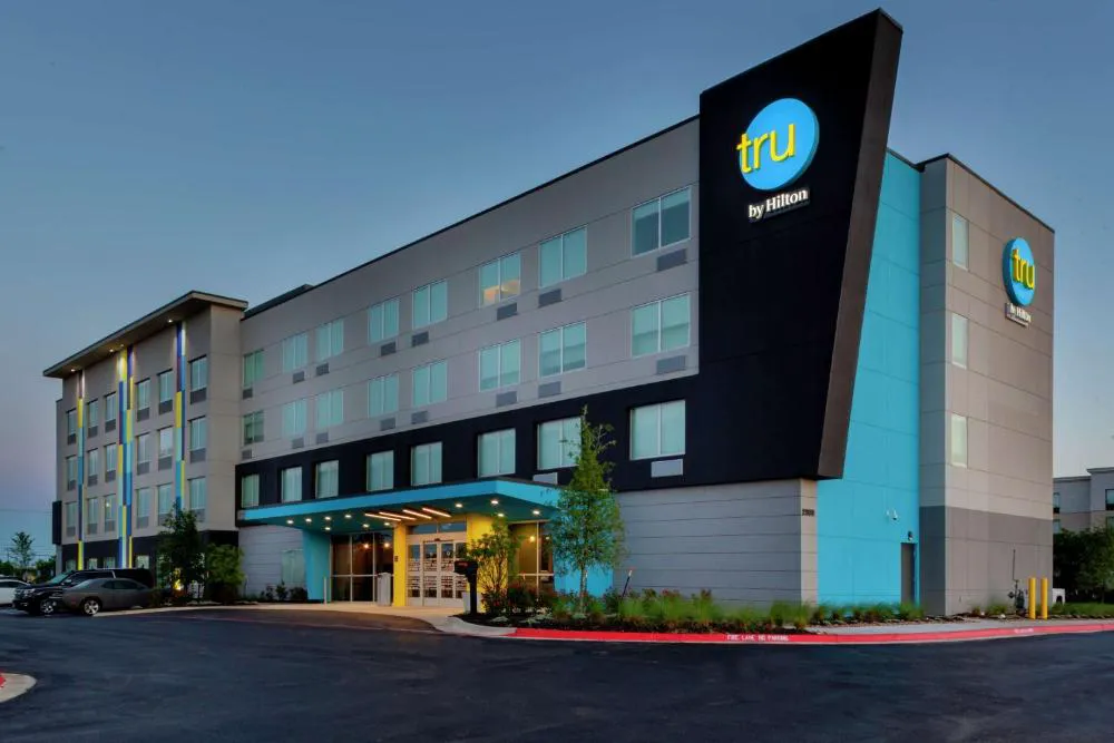 TRU BY Hilton Round Rock hotel hero