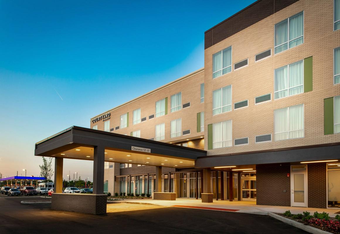 Courtyard by Marriott Indianapolis West - Speedway hotel hero