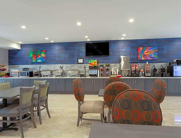 Hawthorn Suites By Wyndham Kissimmee Gateway hotel detail image 4