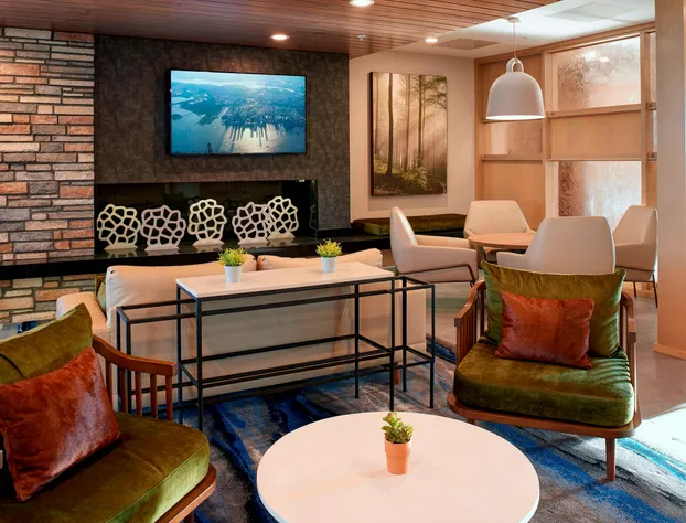 Fairfield Inn & Suites by Marriott Columbus, IN hotel detail image 3