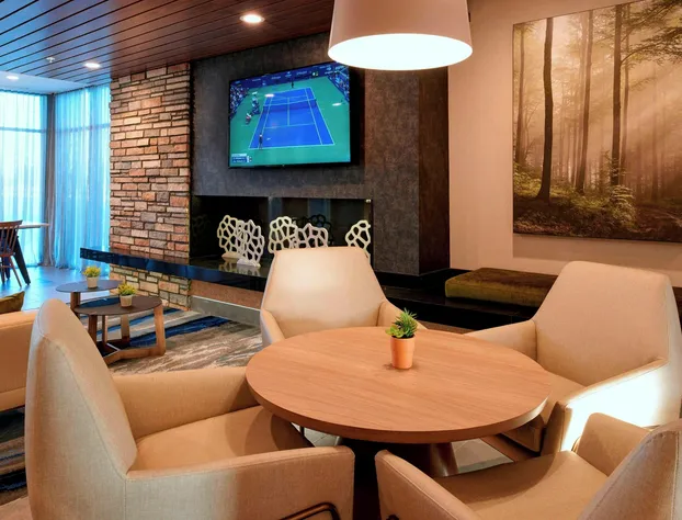 Fairfield Inn & Suites by Marriott Columbus, IN hotel detail image 3