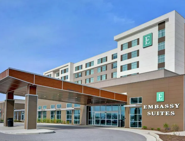 Embassy Suites by Hilton Plainfield Indianapolis Airport hotel detail image 2