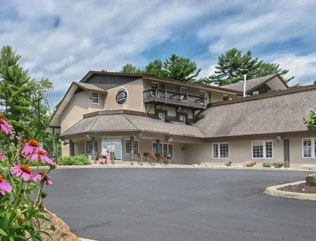 Pine Mountain Ski & Golf Resort hotel detail image 4