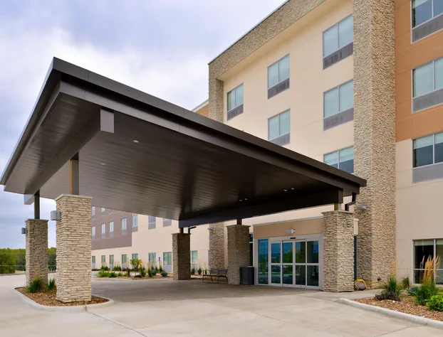 Holiday Inn Express & Suites Ottumwa by IHG hotel detail image 2