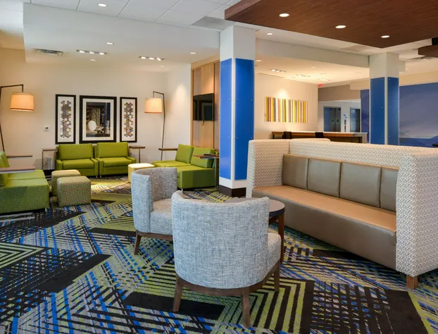 Holiday Inn Express & Suites Ottumwa by IHG hotel detail image 4