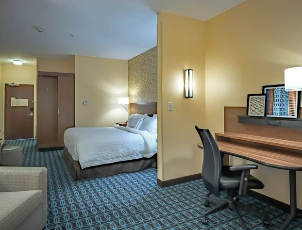 Fairfield Inn & Suites by Marriott Terrell hotel detail image 4