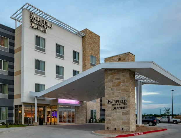 Fairfield Inn & Suites by Marriott Terrell hotel detail image 2