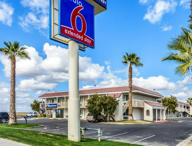 Studio 6 Buttonwillow, CA hotel detail image 2