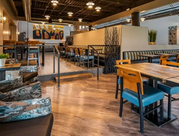 Best Western Premier Ankeny Hotel hotel detail image 4