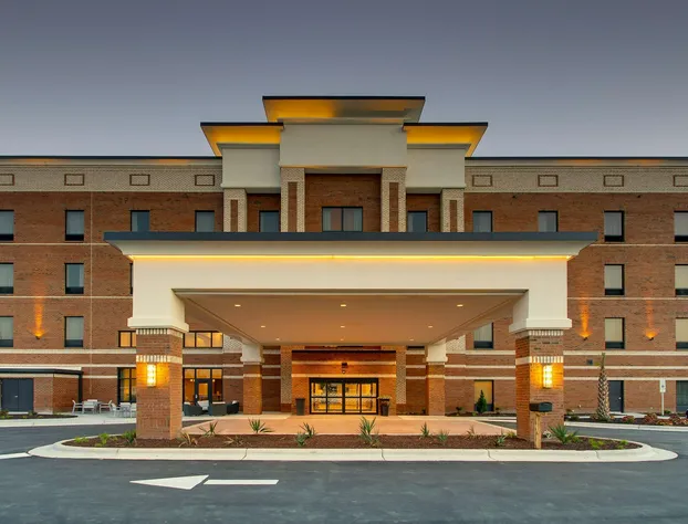 Hampton Inn Sneads Ferry North Topsail Beach hotel detail image 1
