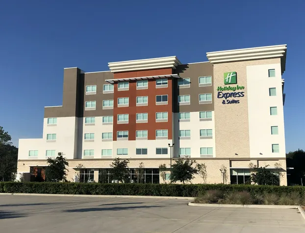 Holiday Inn Express and Suites Houston Westchase - Westheimer by IHG hotel detail image 3