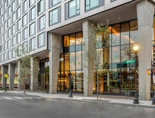 Cambria Hotel Boston Downtown - Seaport hotel detail image 3