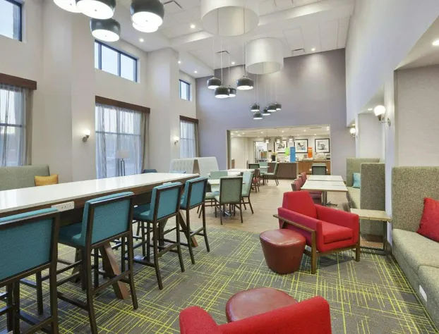 Hampton Inn & Suites Grandville Grand Rapids South hotel detail image 3