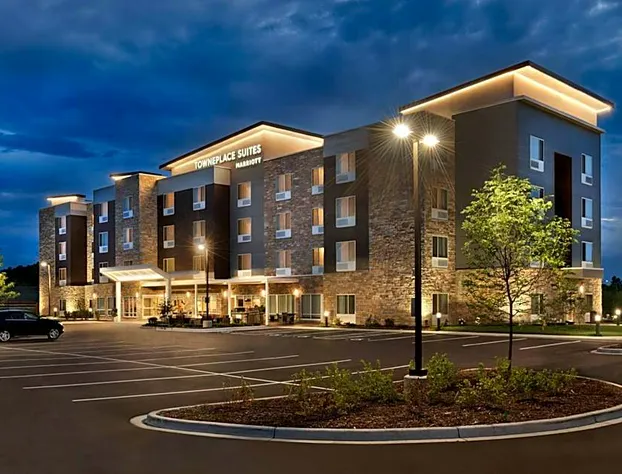 TownePlace Suites by Marriott Milwaukee Grafton hotel detail image 1