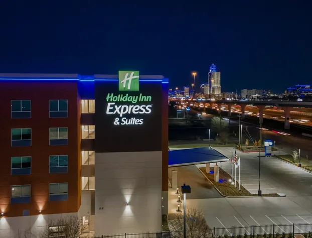 Holiday Inn Express & Suites Houston - Memorial City Centre by IHG hotel detail image 4