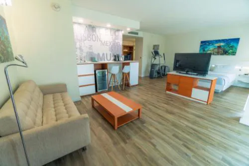 Maritime Hotel Fort Lauderdale Airport & Cruiseport hotel detail image 2