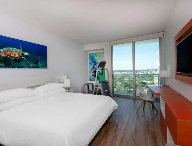 Maritime Hotel Fort Lauderdale Airport & Cruiseport hotel detail image 1