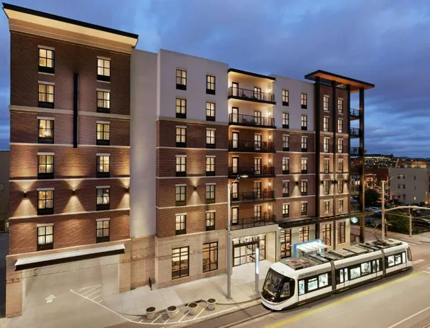 Hampton Inn & Suites Kansas City Downtown Crossroads hotel detail image 2