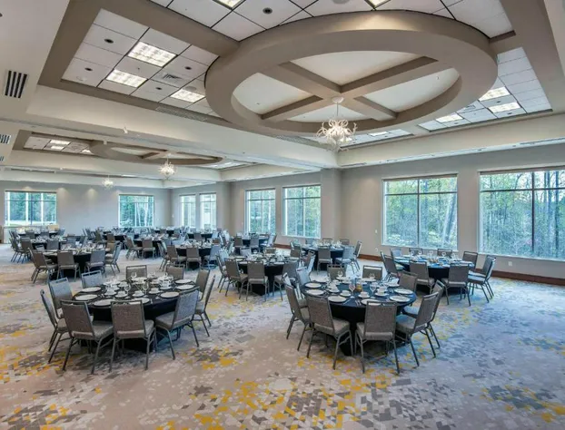 Courtyard by Marriott Raleigh Cary/Parkside Town Commons hotel detail image 1