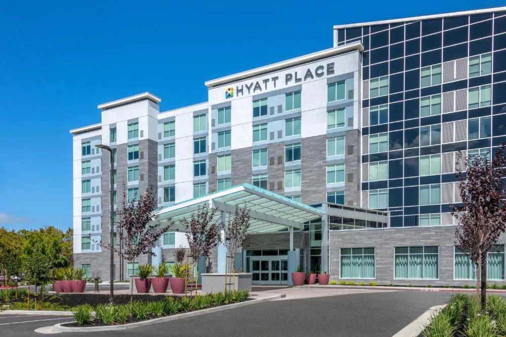 Hyatt Place San Jose Airport hotel hero