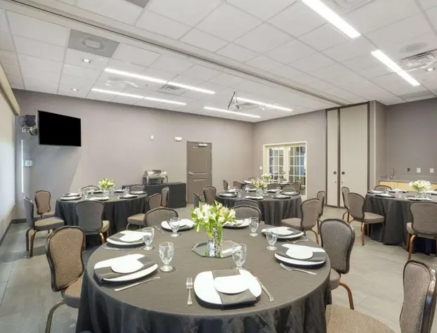 Best Western Plus Fillmore Inn & Suites hotel detail image 3