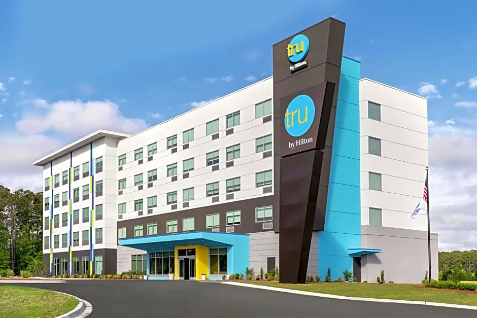 Tru by Hilton Florence I-95 hotel hero